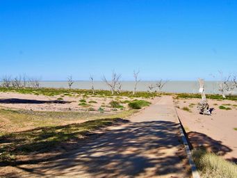 341_sunset_strip_boat_ramp_18_july_2014_sc.jpg