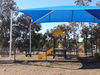 341_playground_at_white_cliff_cp_dscf6763s.jpg