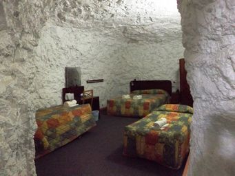 341_white_cliffs_underground_motel_dscf6814a.jpg