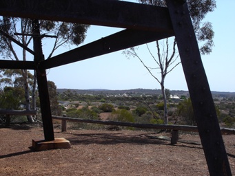 341_coolgardie_2007_bayleys_headframe_dsc04796.jpg