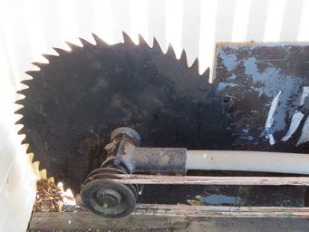 341_wood_saw_merredin_railway_museum_img_9097a.jpg